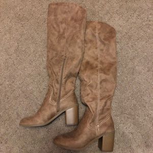 Fergalicious Size 8 thigh high boots